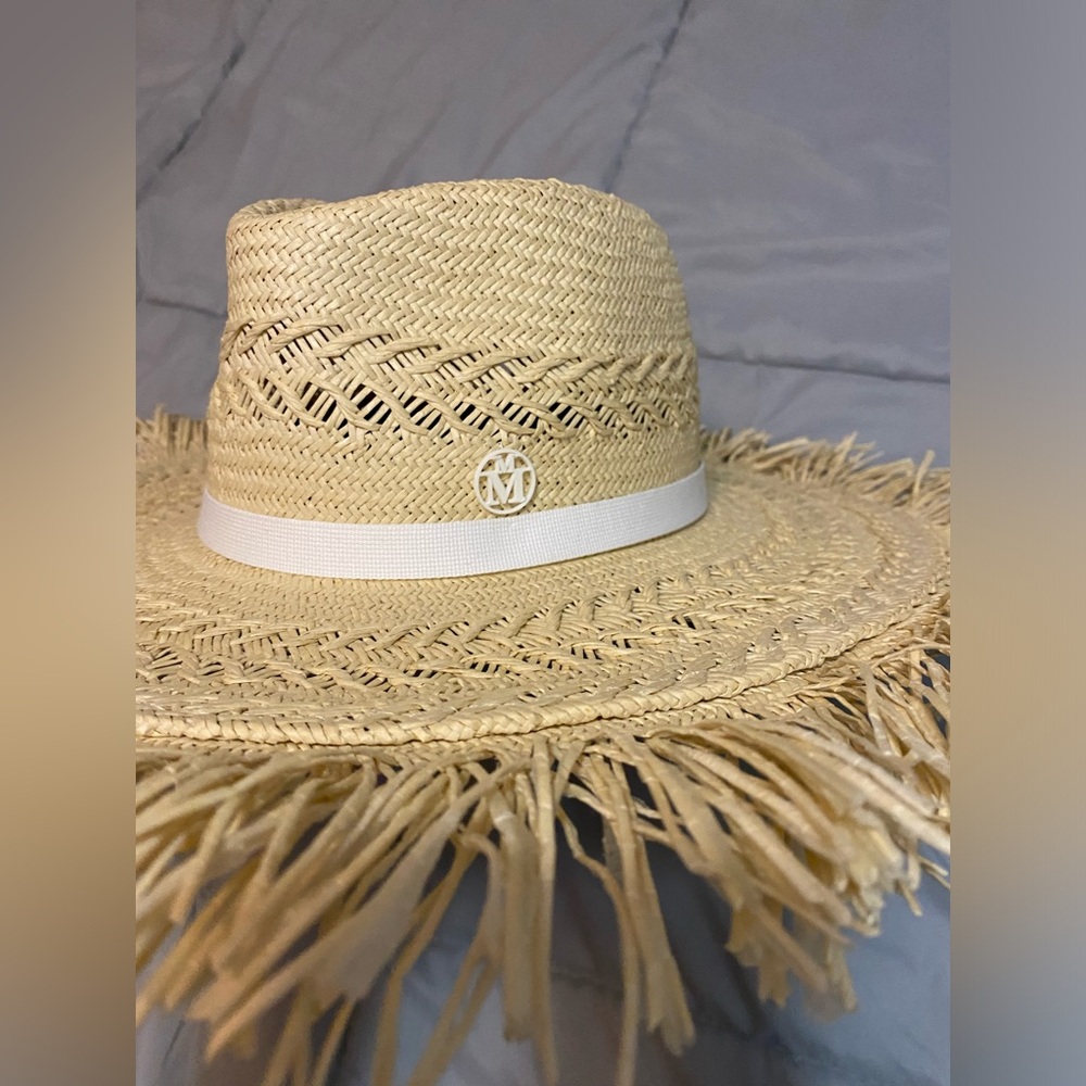 Straw hat